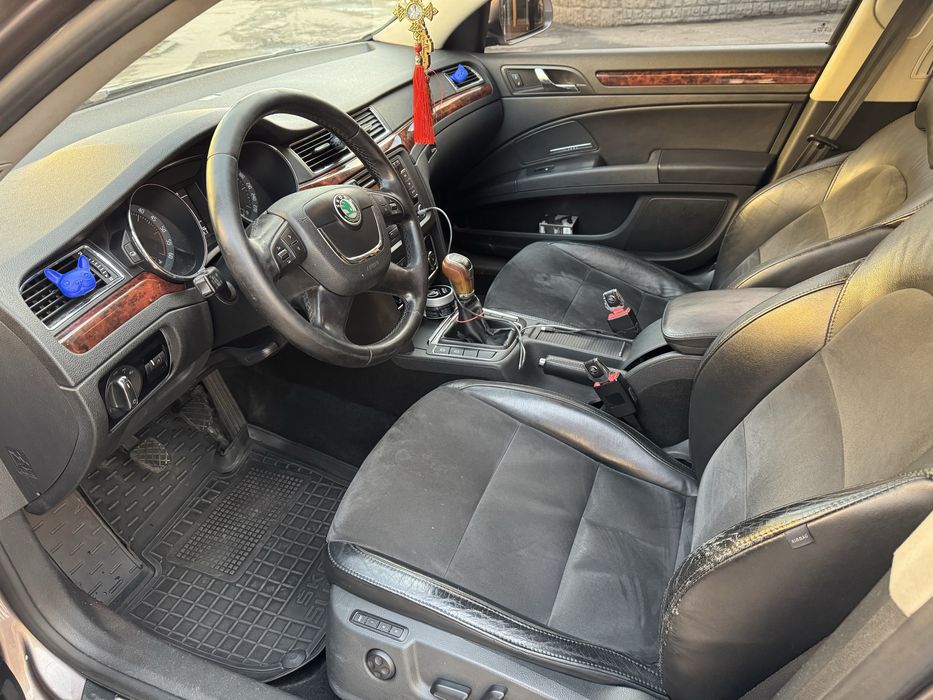 Продається власний автомобіль