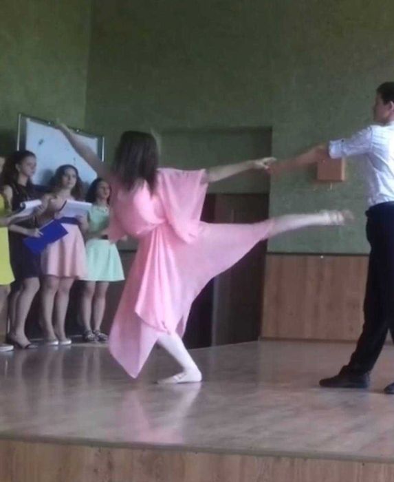 Танцевальный купальник и прозрачная накидка