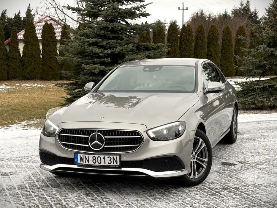 Mercedes-Benz Klasa E Salon PL Multibeam LED Pneumatyka 4MATIC Kamery 360 Burmester FV23 ASO