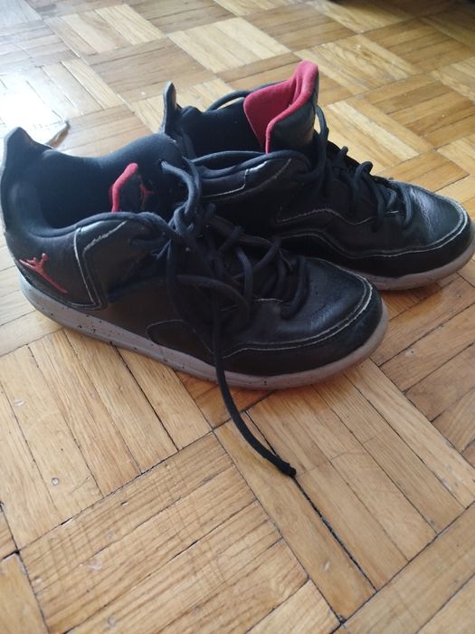 Nike Air Jordan Courtside 23 rozmiar 34