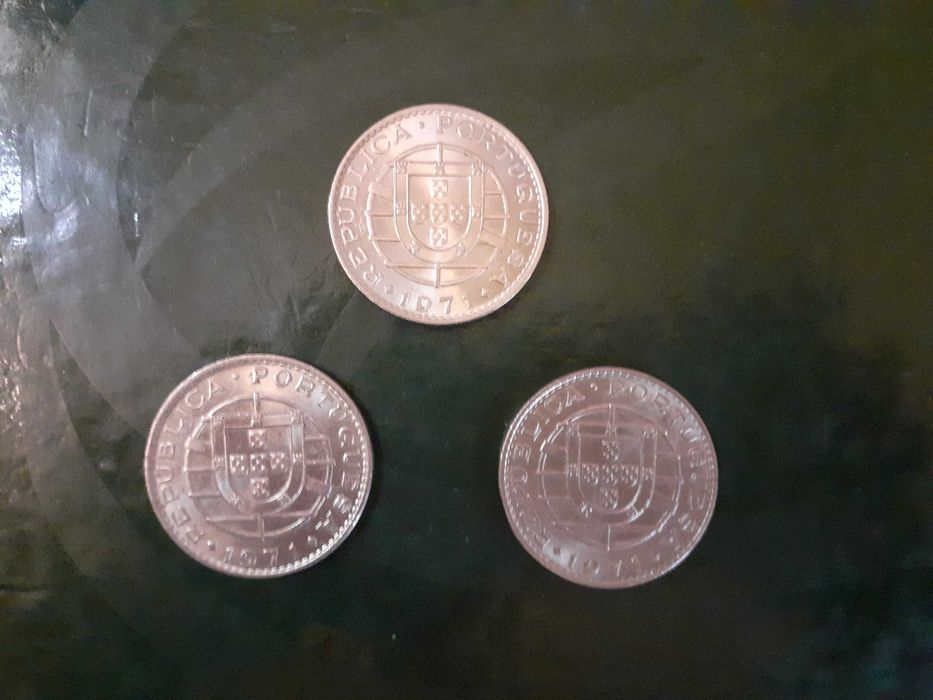 Moedas Comemorativas de , 25$00 e de Cabo Verde, Angola e Portugal