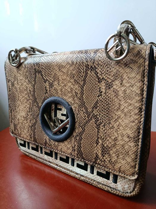 Сумочка FENDI Kan IF с принтом под змеиную кожу
