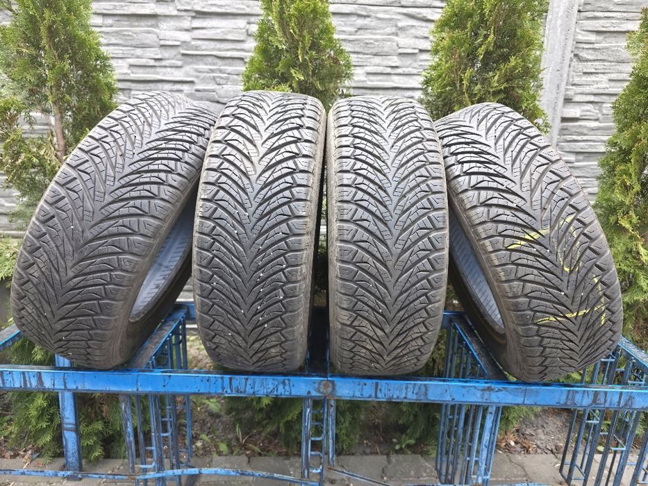 4szt całoroczne 195/60-15 88H Austone fixclime SP-401 7mm