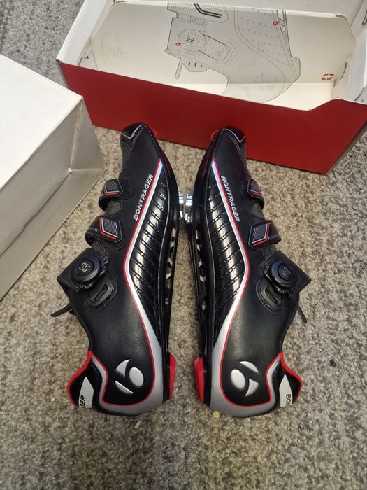 Bontrager Circuit 47eu, 30,3cm czarne