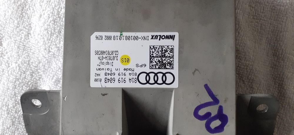 Audi Q2 monitor wyświetlacz LCD