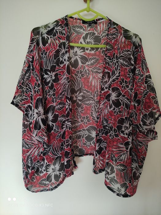 Śliczna bluzka damska narzutka bolerko New Look