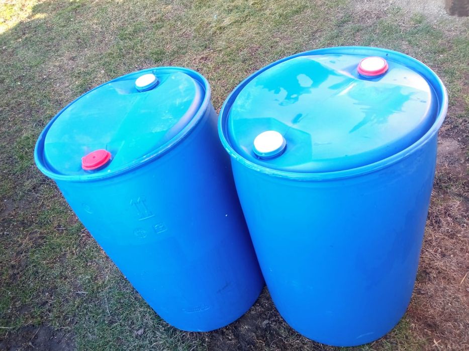 Beczki plastikowe 200 litrów
