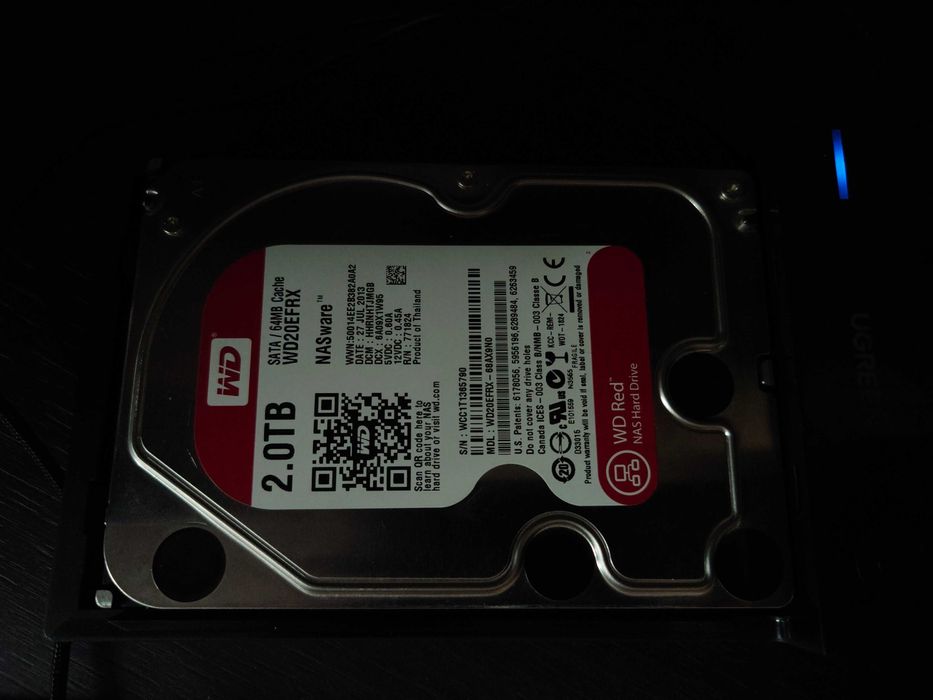 Жорсткі диски (HDD) Seagate та Western Digital (WD)