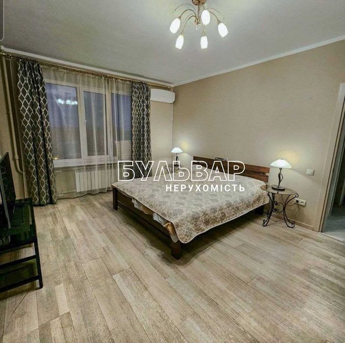 Продам 3 к.кв., Центр, Шатиловка, ул. Авиационная, м. Научная