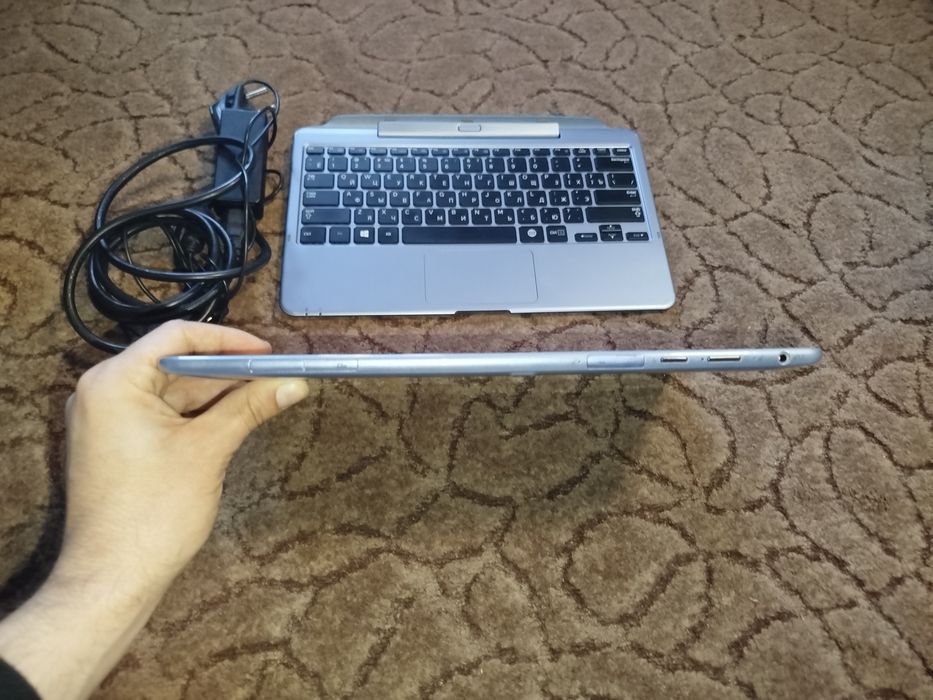 Планшет Samsung ativ 500