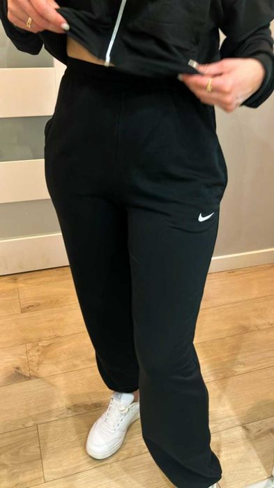 Damski komplet z dwunitki – ekstra jakość