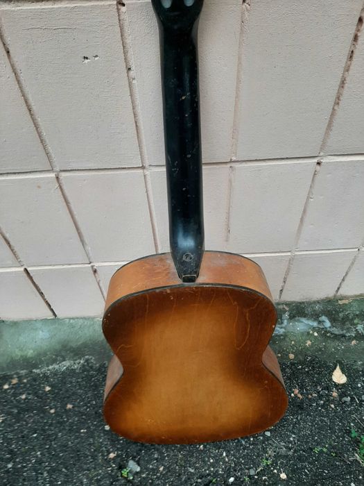 Семиструнная гитара