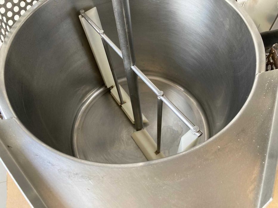 maquina planetária de cozer creme compotas marmelada pastelaria  a gás e eletricidade