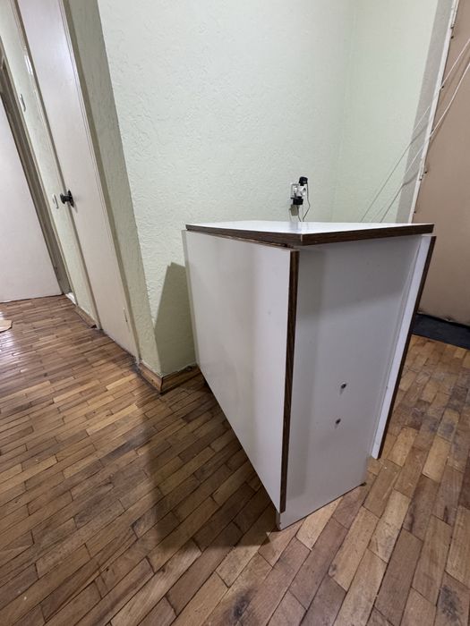Стіл розкладний білий