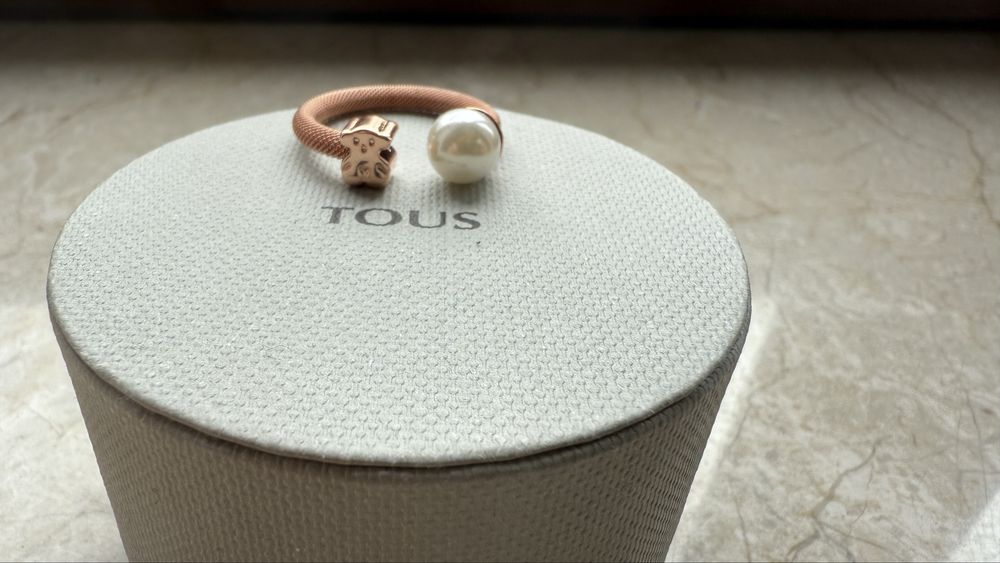 Tous piękny  pierscionek z perła miś