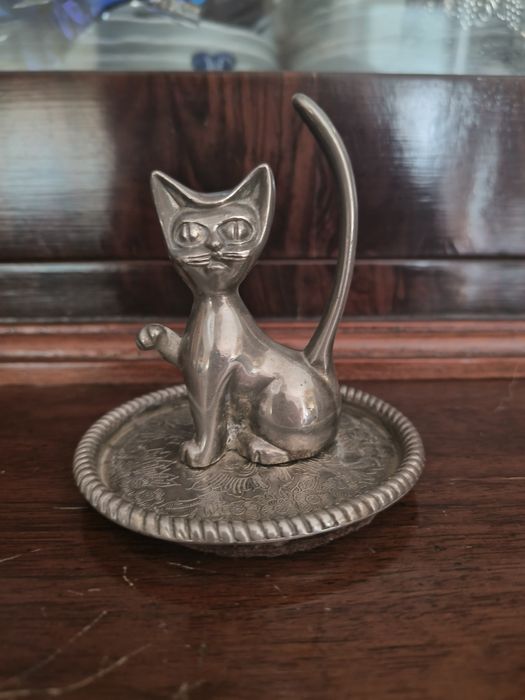 Porta anéis vintage em metal 9,cm por 9