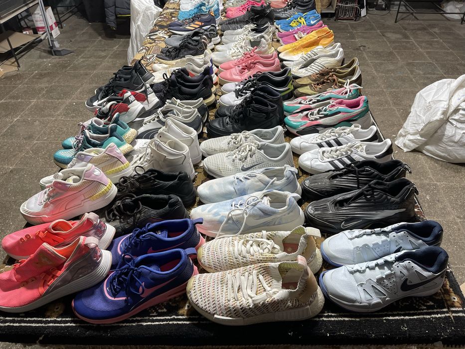 Кросівки оригінал опт лот