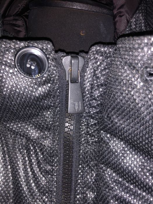 Продам парку trussardi jeans