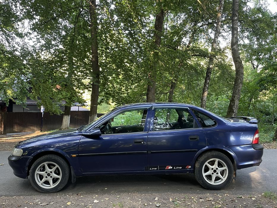Продам Opel Vectra B 1.6 1996