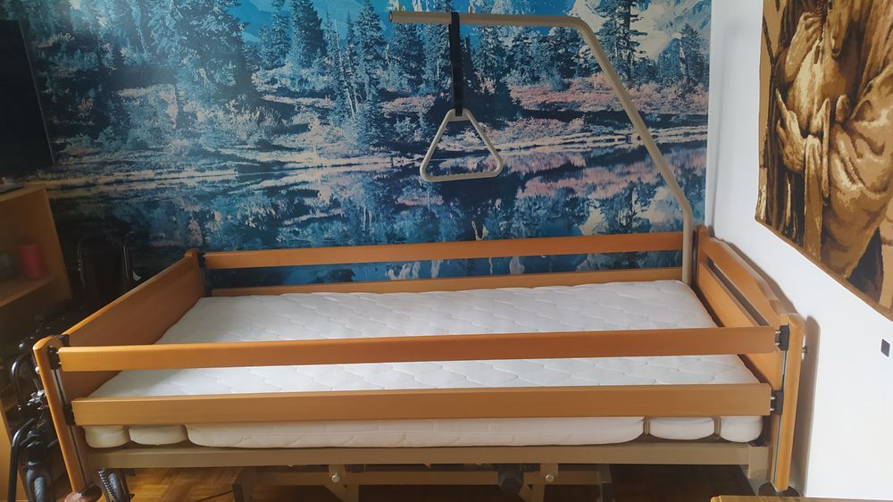 Łóżko rehabilitacyjne z materacem 90x200