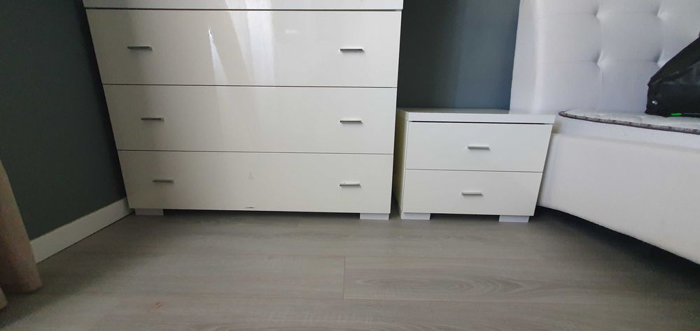 Cómoda lacada Lux MontBlanc (107x44,5x80,5 cm)