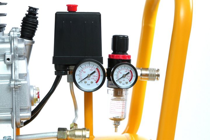 Kompresor Sprężarka 50L 216l/min +ODWADNIACZ Sklep FV