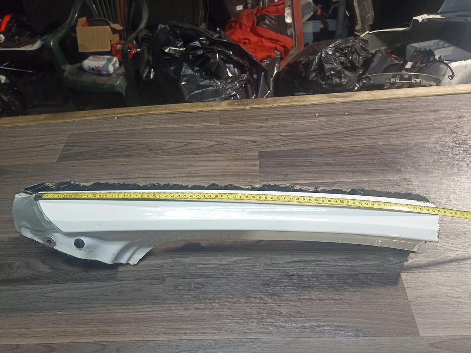 Słupek lewy dachowy Dacia Sandero III Stepway ćwiartka