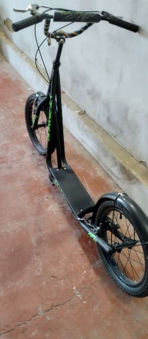 Самокат с велосипедными колесами