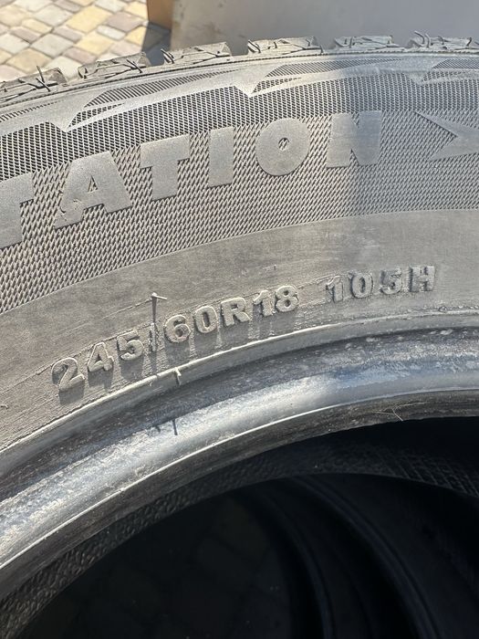 Зимова резина  245/60R18