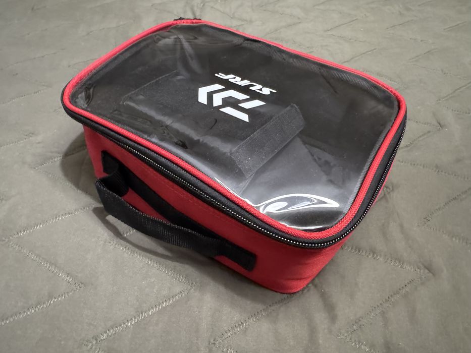 Bolsa daiwa bobines e material