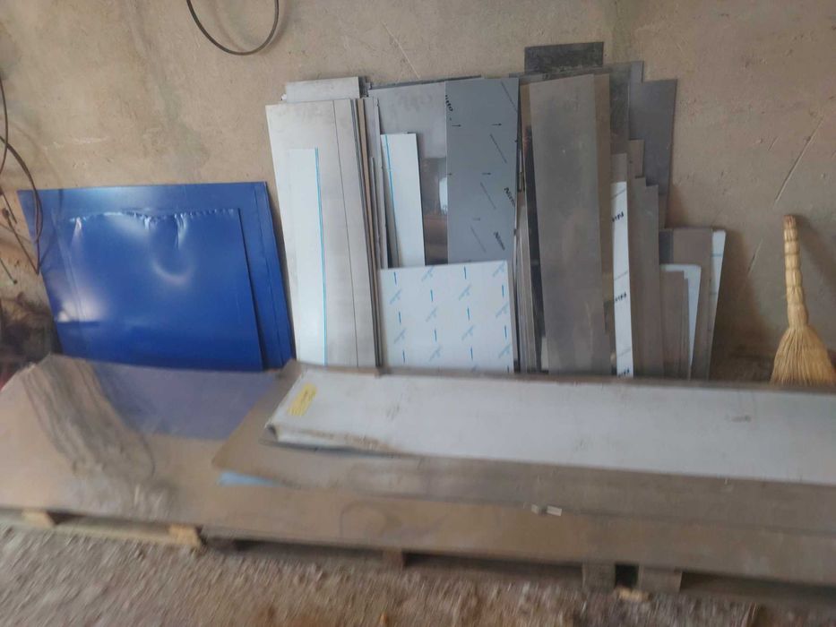 Лист нержавійки,нержавейка 0.5мм1.0мм.0.8 мм.1.5мм нержавєйка куски