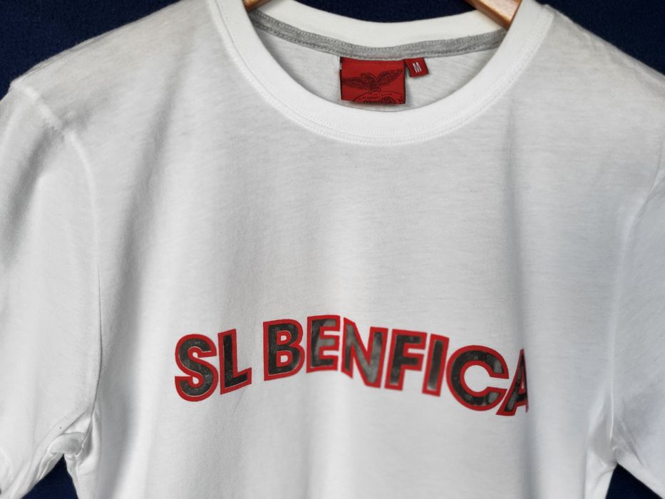 T-shirt branca Benfica -tamanho M