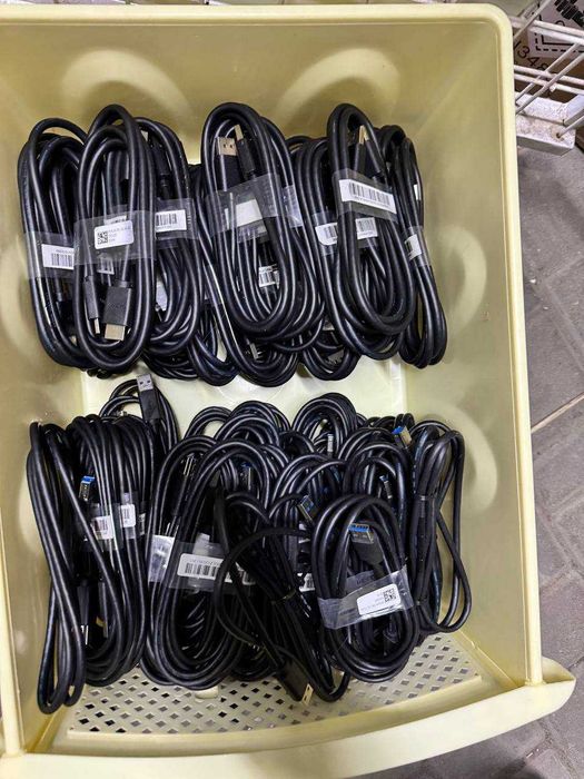 ОРИГІНАЛЬНИЙ  Dell Кабель VGA, DisplayPort M, USB 3.0 AM/BM, HDMI