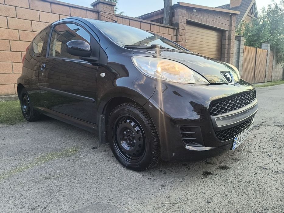 PEUGEOT 107 відмінний стан
