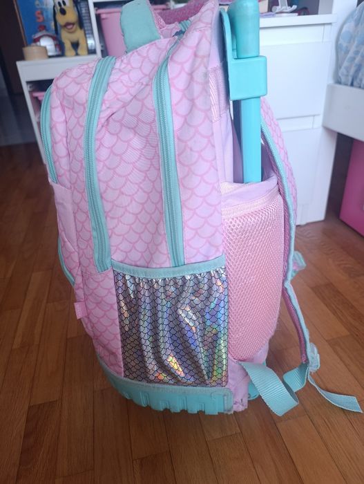 Mochila com rodinhas
