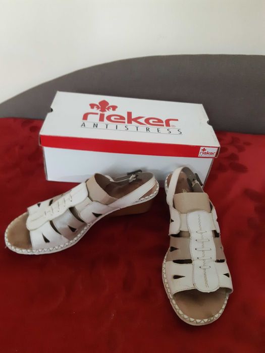 Босоніжки Rieker antistress