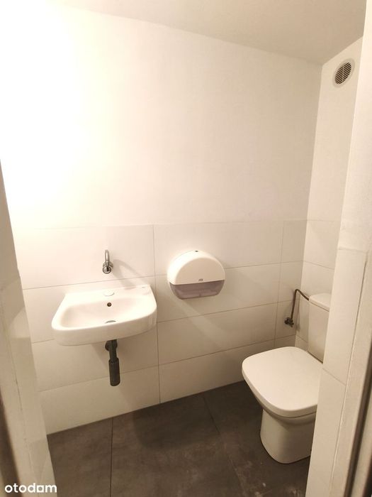 Budynek Inwestycyjny - Hotel Pracowniczy - Biura/Gabinety/Dom - Glincz
