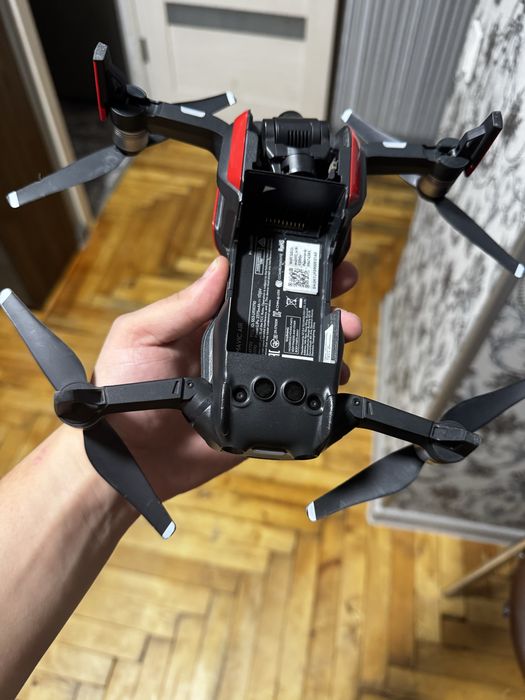 Дрон dji mavic air