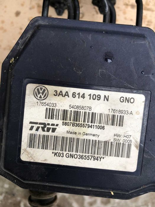 Блок управління ABS ESP абс есп Volkswagen Skoda Audi 3AA614109