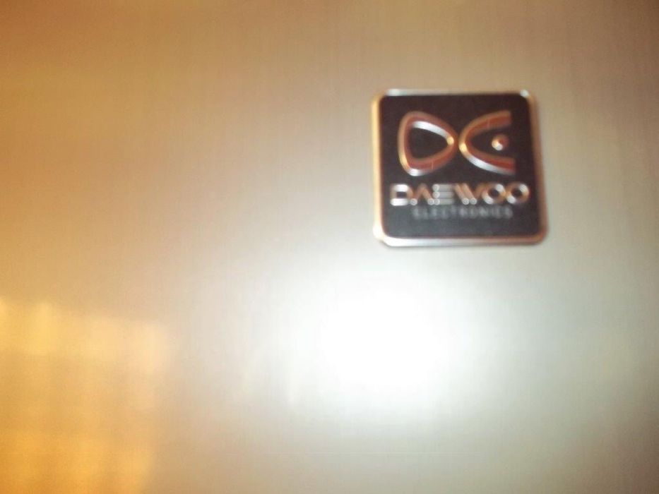 Lodówko-zamrażarka dwudrzwiowa prawie nowa Daewoo frn-x22B3S