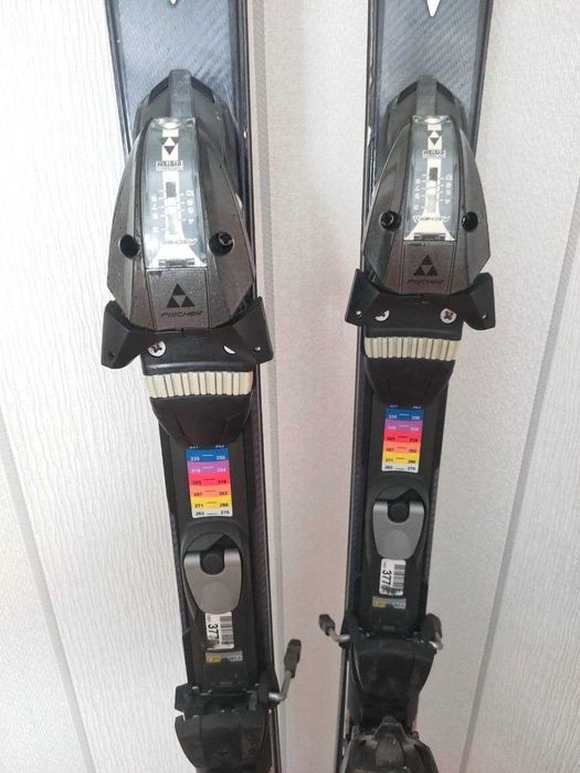 Гірськолижний комплект Лижі Fischer Viron 8.8 з черевиками 8 XTR.