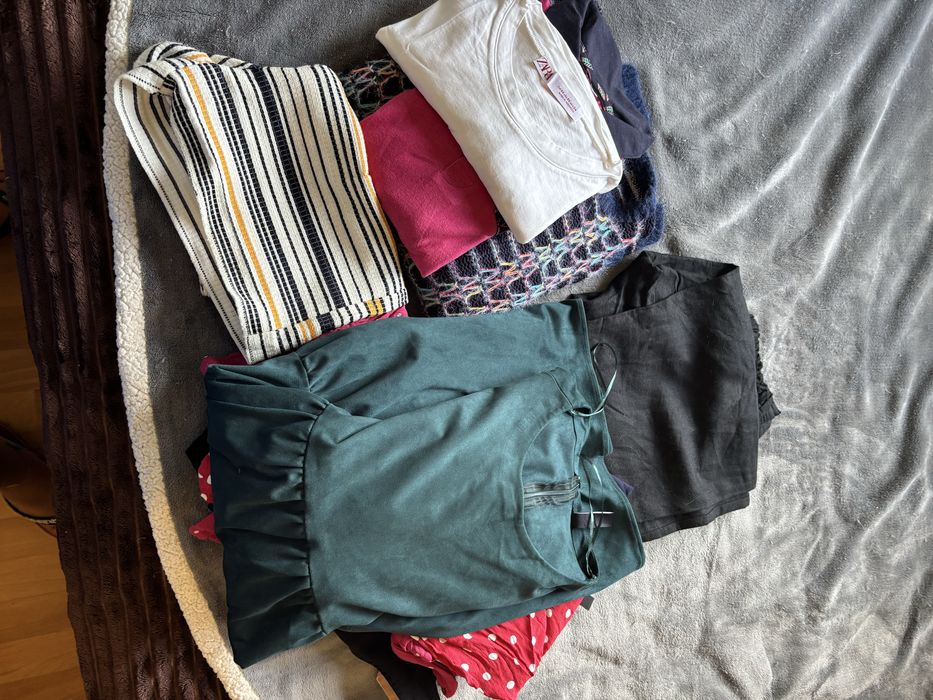 Lote 10 Peças de roupa de mulher tamanho XS