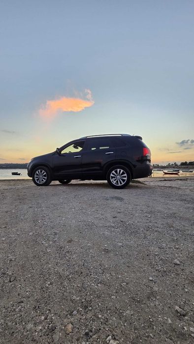 Kia Sorento 2010 Automático | 7 Lugares | Único Dono | Pele | Teto Panorâmico