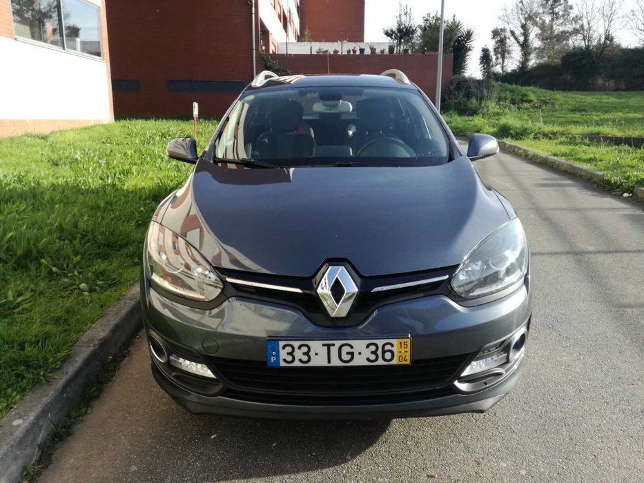 Renault Mégane Sport Tourer 1.5 dCi 2015 – Muito estimada – Manutenção recente foto 3