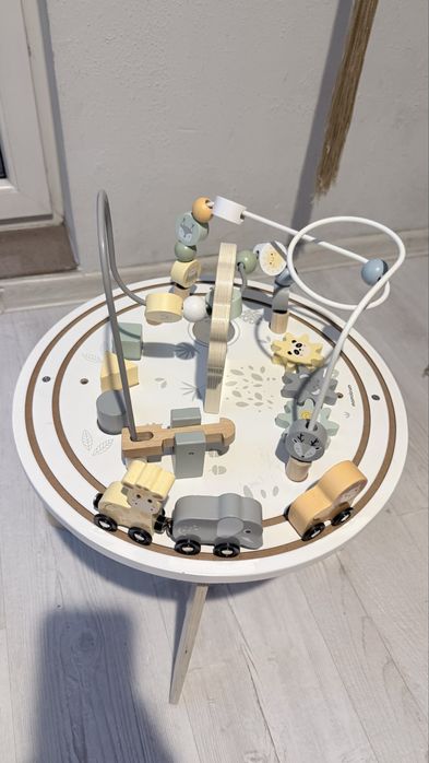 Drewniany Okrągły Stolik Edukacyjny