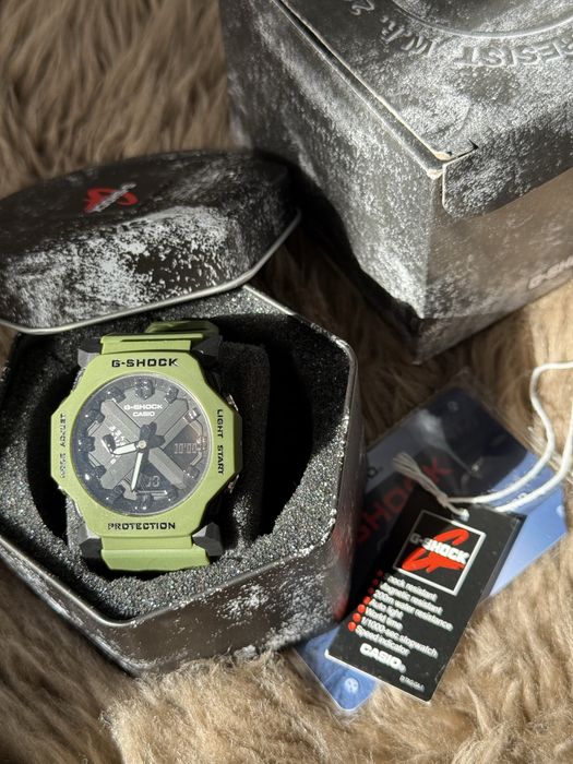Чоловічий годинник Casio G-Shock GA-2300