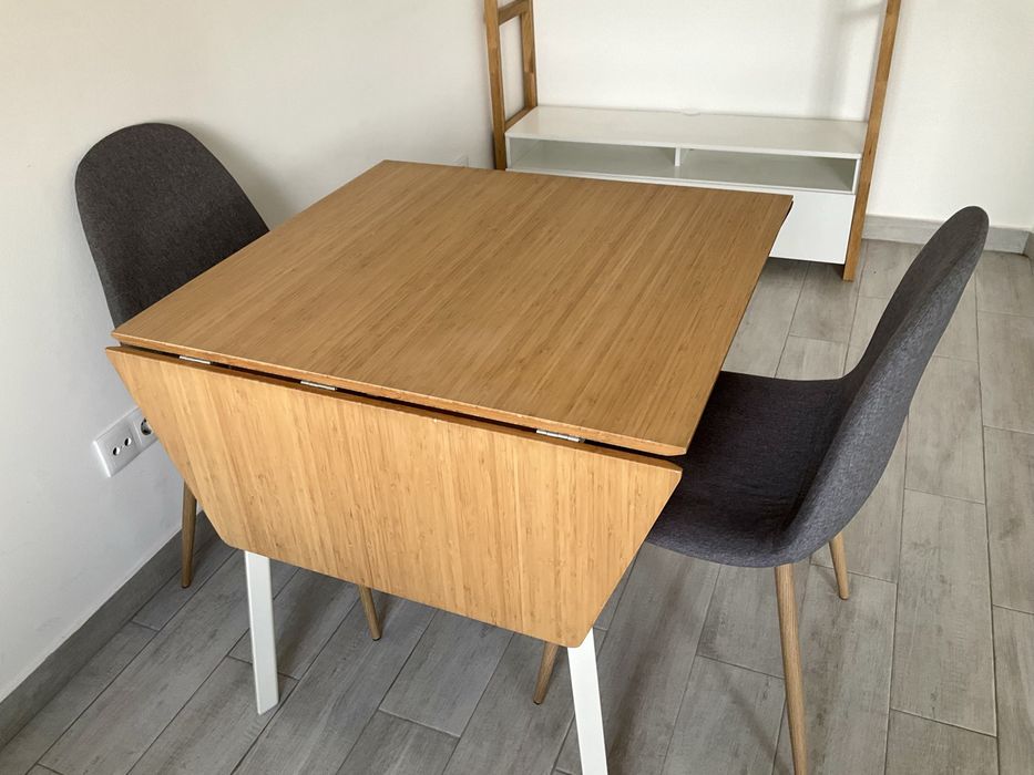 Conj. Mesa extensivel bambu e 2 cadeiras