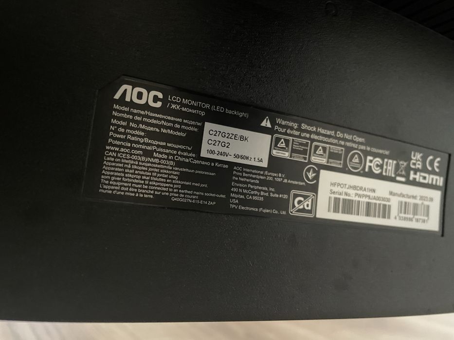 Monitor curvo AOC
