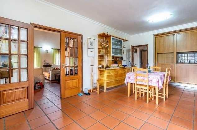 Vende-se Moradia T4 + terreno urbano associado - Alfafar, Penela