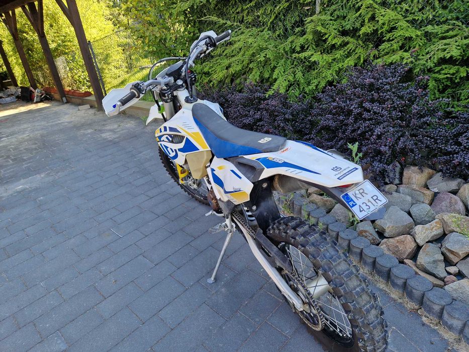 HUSQVARNA 350FE mały przebieg